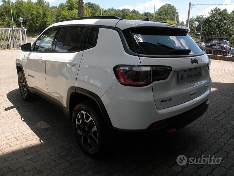 Usata Jeep Compass Trailhawk 170 CV (125 kW) 2018 Bianco SUV