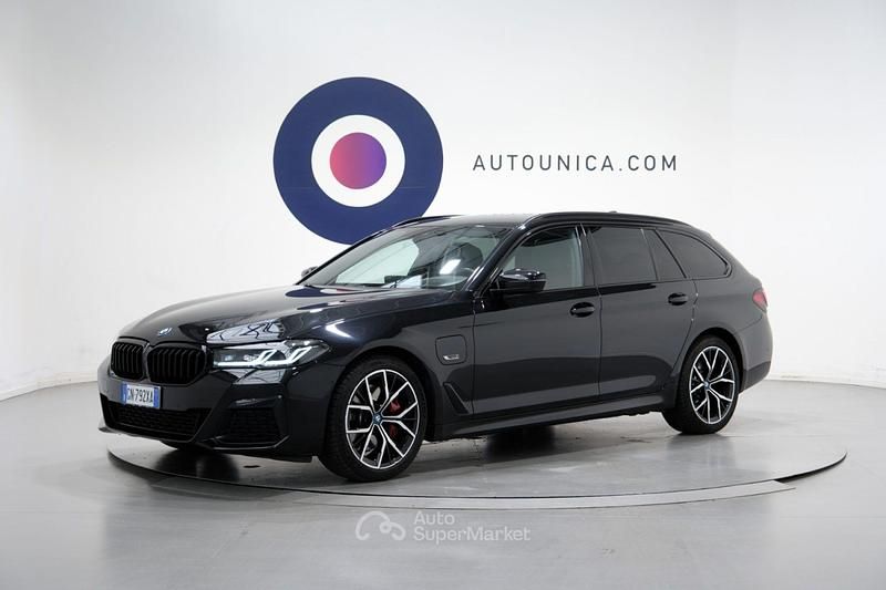 Nero Usata 2023 BMW 530e M Sport Station wagon | 41.900 € (Buon prezzo) - Immagine 1/4