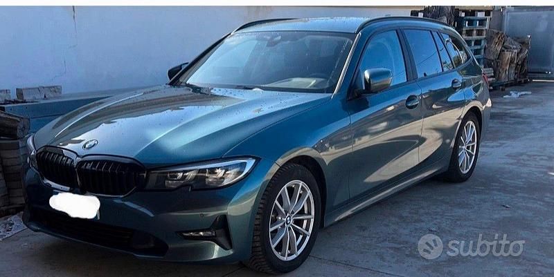 Usata BMW 318 150 CV (110 kW) 2021 Verde Station wagon