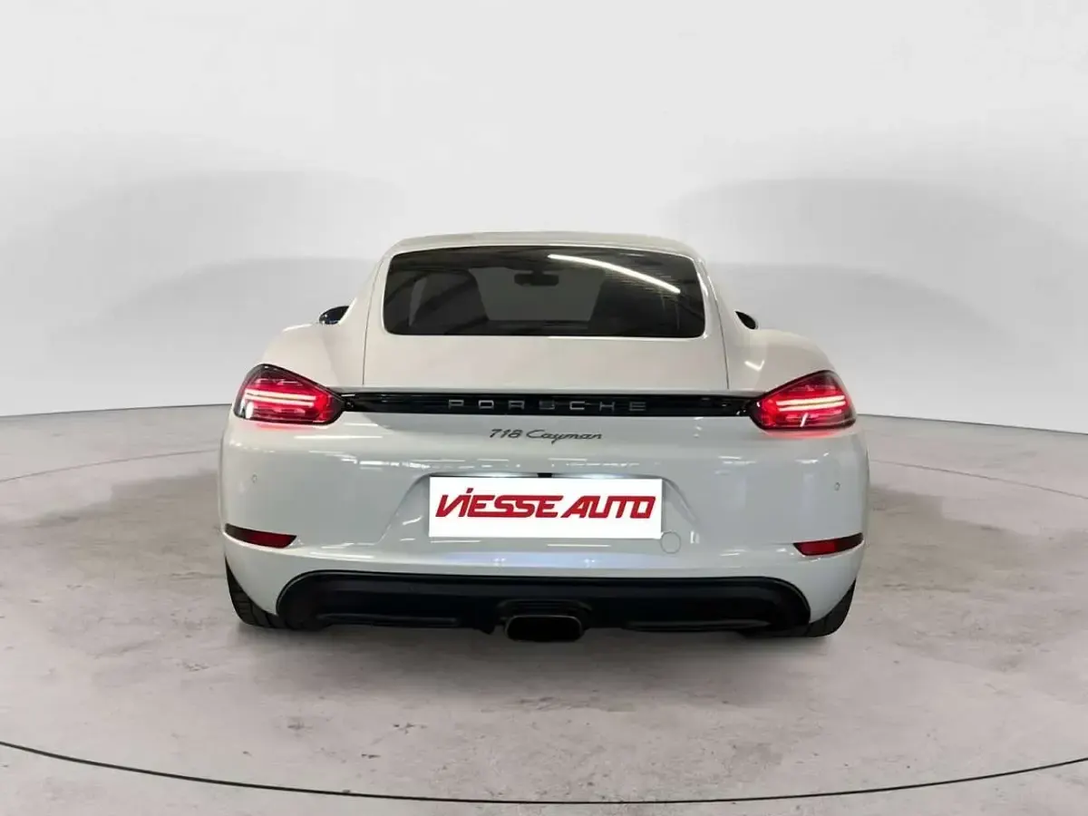 Usata Porsche Cayman 299 CV (219 kW) 2017 Bianco Coupé