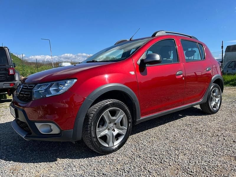 Usata Dacia Sandero Stepway 95 CV (69 kW) 2020 Rosso Berlina