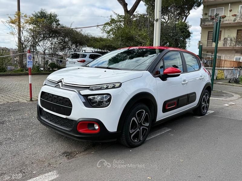 Usata Citroën C3 Shine 83 CV (61 kW) 2022 Bianco Utilitaria
