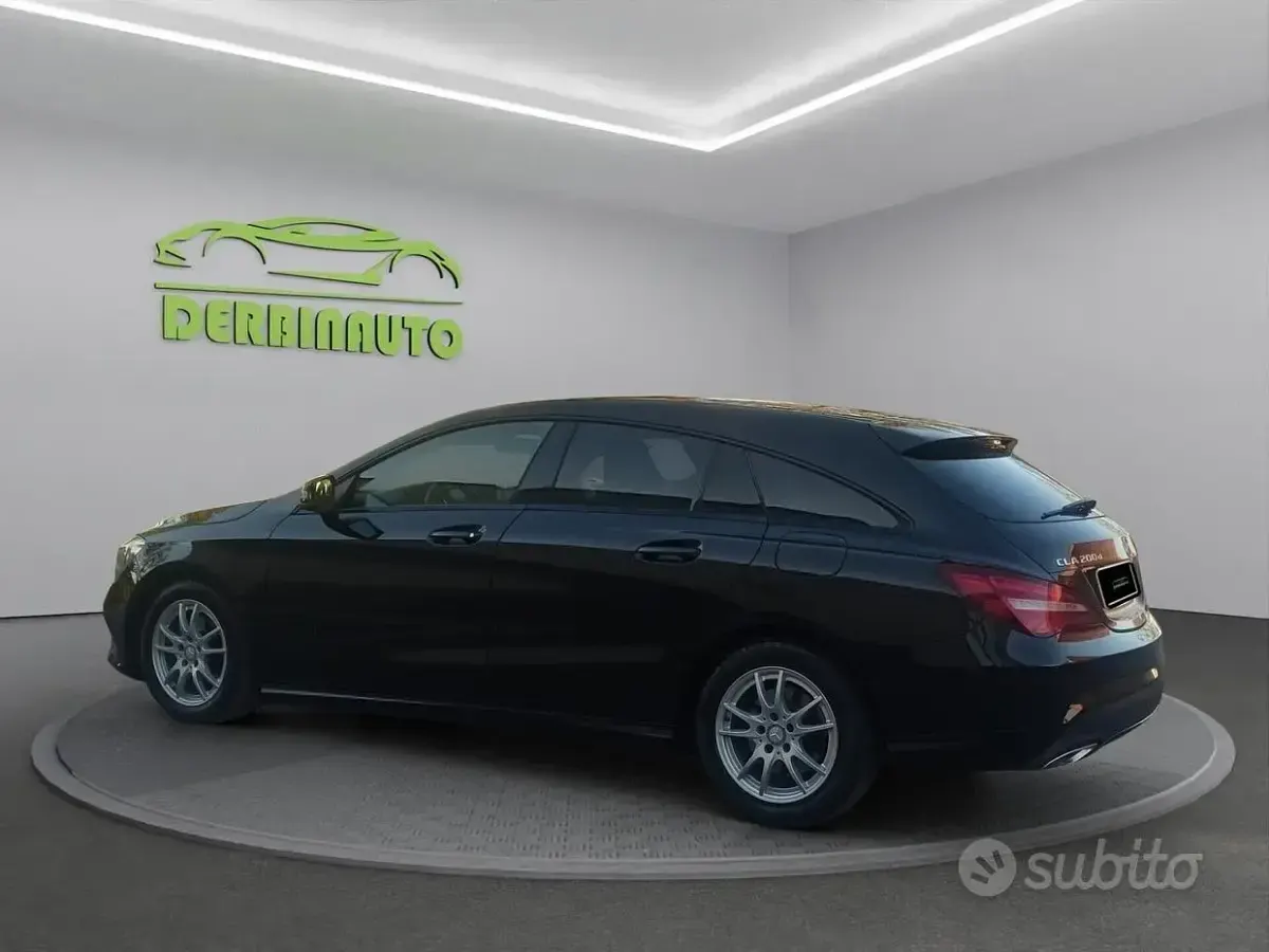 Usata Mercedes CLA200 Business 136 CV (100 kW) 2017 Nero Coupé