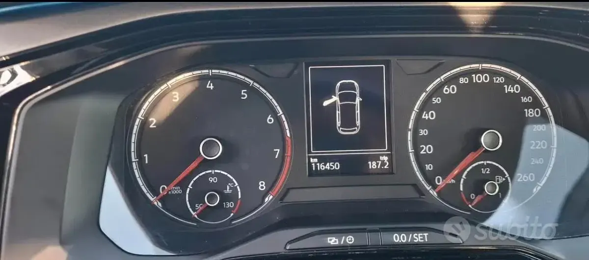 Usata VW Polo 60 CV (44 kW) 2018 Grigio Utilitaria