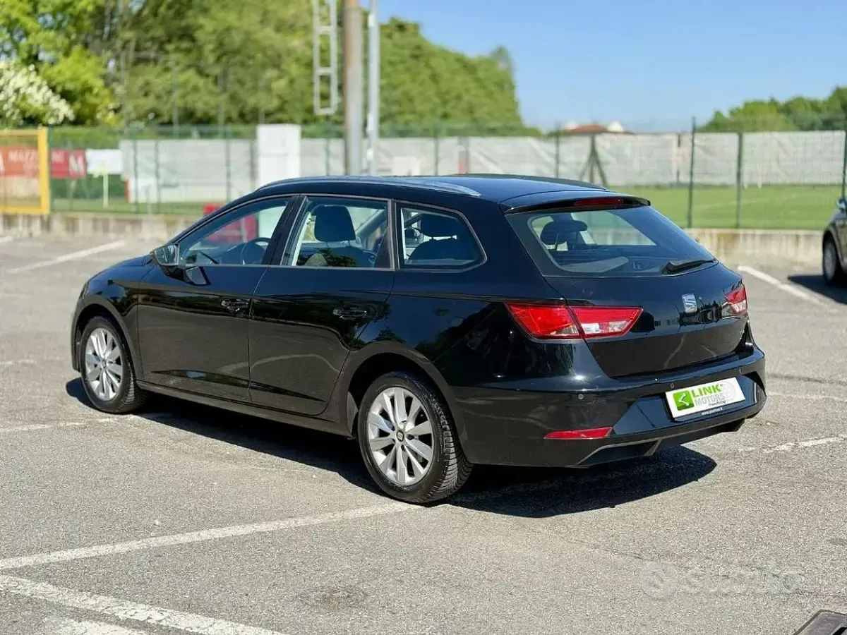 Usata Seat Leon ST Business 116 CV (85 kW) 2017 Nero Station wagon