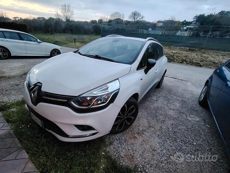 Usata Renault Clio 90 CV (66 kW) 2018 Bianco Station wagon