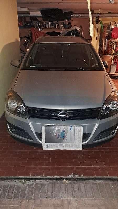 Usata Opel Astra Cosmo 101 CV (74 kW) 2006 Station wagon