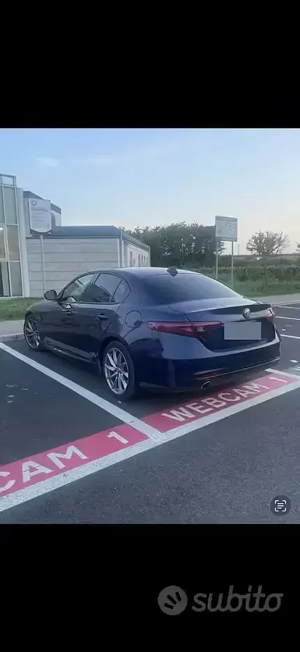 Usata Alfa Romeo Giulia Executive 150 CV (110 kW) 2018 Blu Berlina