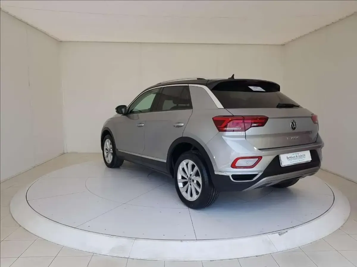 Usata VW T-Roc Style 150 CV (110 kW) 2022 Argento metallizzato SUV