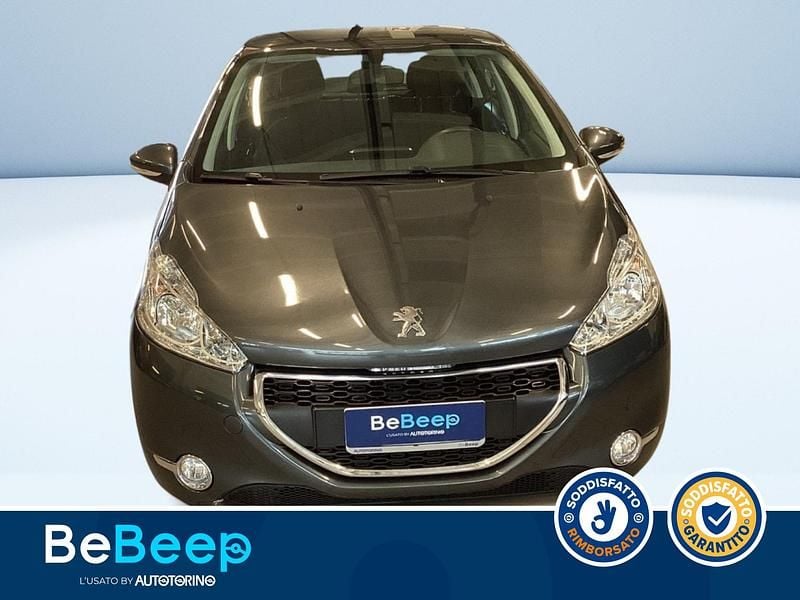 Usata Peugeot 208 Allure 82 CV (60 kW) 2015 Grigio metallizzato Utilitaria