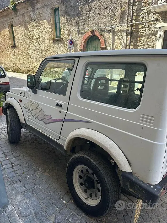 Usata Suzuki Samurai 69 CV (50 kW) 1998 Bianco SUV