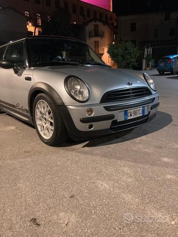 Usata Mini Cooper 80 CV (58 kW) 2005 Grigio Utilitaria