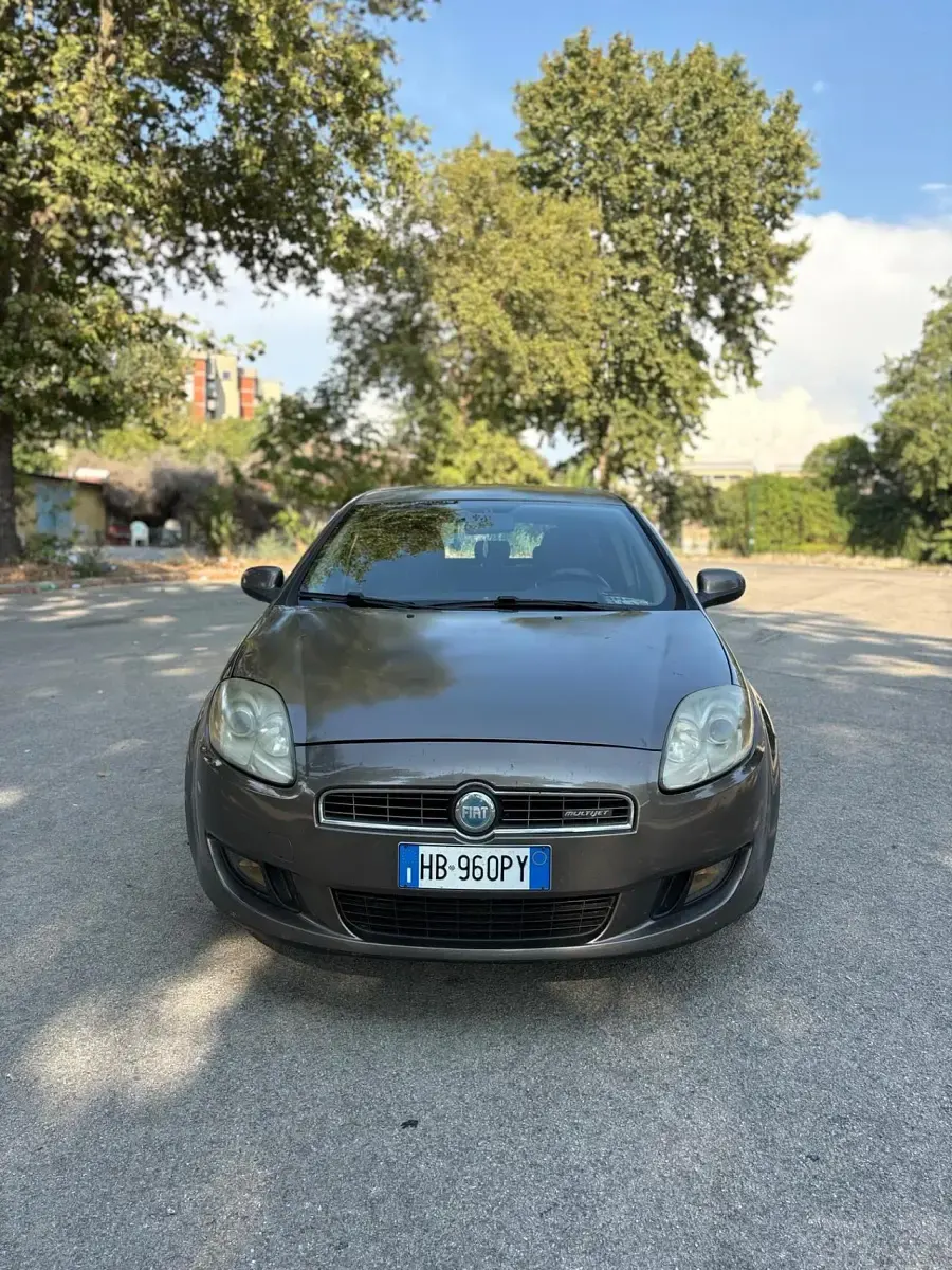 Usata Fiat Bravo Emotion 119 CV (87 kW) 2007 Beige Utilitaria