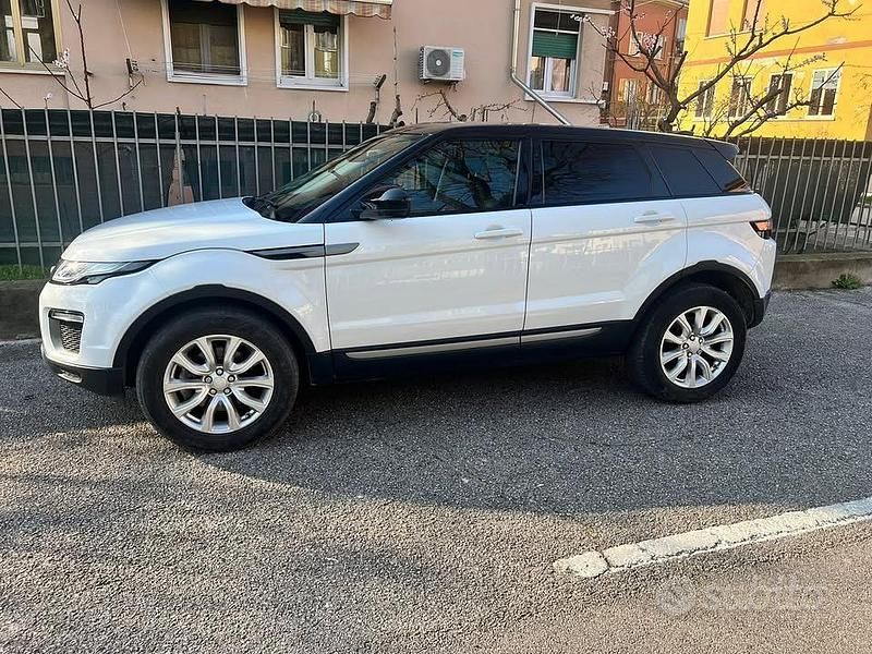 Usata Land Rover Range Rover evoque 150 CV (110 kW) 2016 Bianco Station wagon