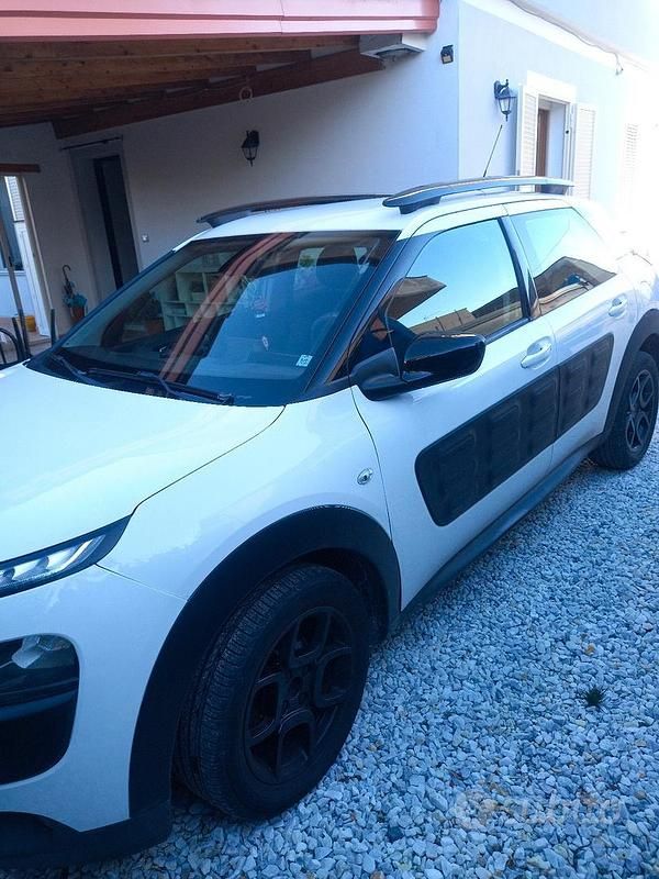 Usata Citroën C4 Cactus 82 CV (60 kW) 2017 Utilitaria