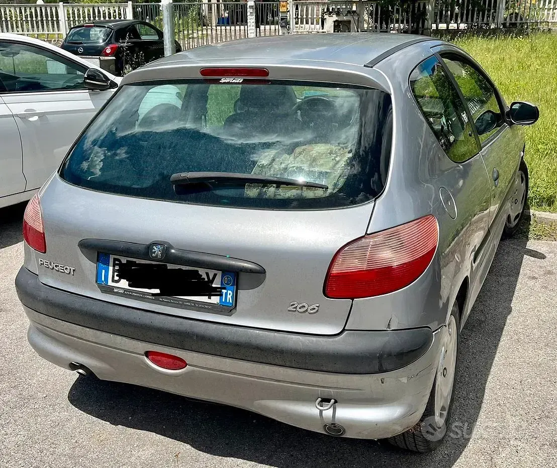 Usata Peugeot 206 60 CV (44 kW) 2002 Grigio Berlina