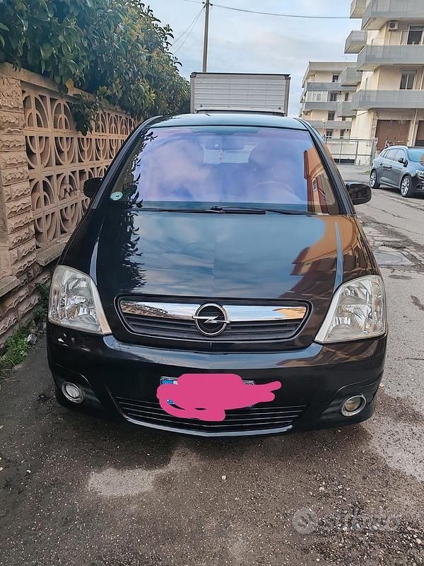 Usata Opel Meriva 75 CV (55 kW) 2006 Nero Monovolume