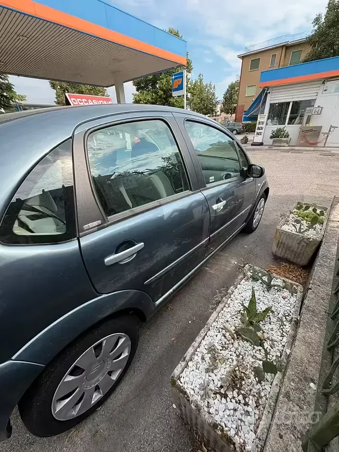 Usata Citroën C3 68 CV (50 kW) 2005 Grigio Berlina