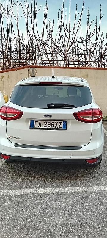 Usata Ford C-MAX Titanium 2015 Bianco Monovolume