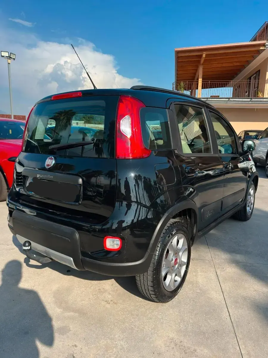 Usata Fiat Panda 4x4 S 75 CV (55 kW) 2014 Nero Utilitaria
