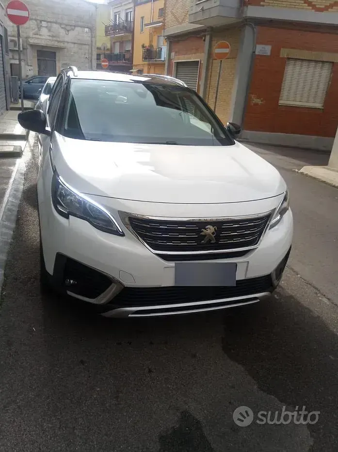 Usata Peugeot 5008 131 CV (96 kW) 2019 Bianco SUV