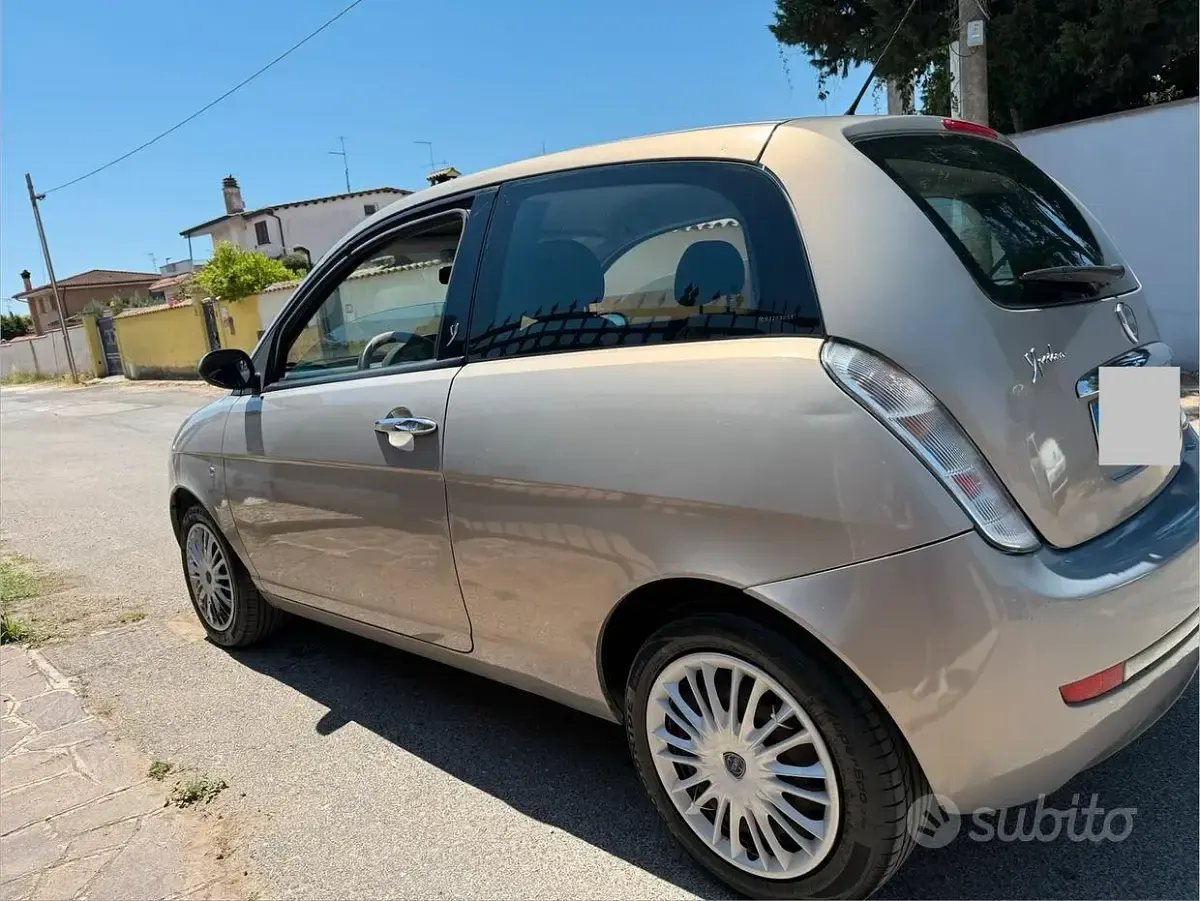 Usata Lancia Ypsilon 60 CV (44 kW) 2008 Utilitaria