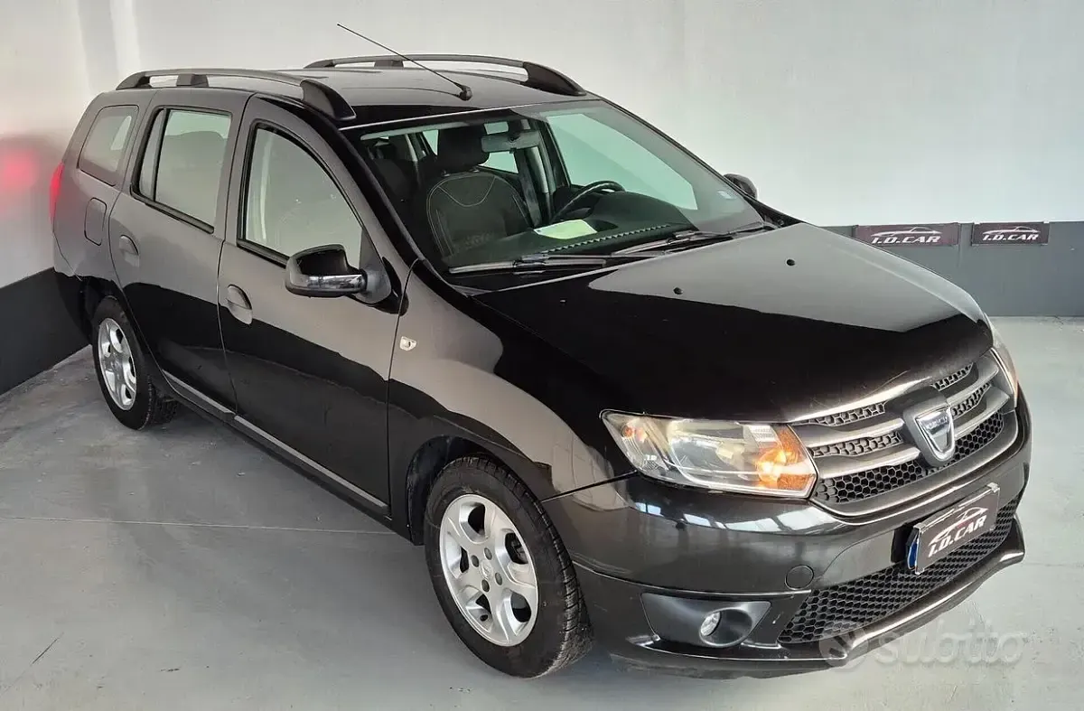 Usata Dacia Logan MCV 90 CV (66 kW) 2016 Nero Station wagon