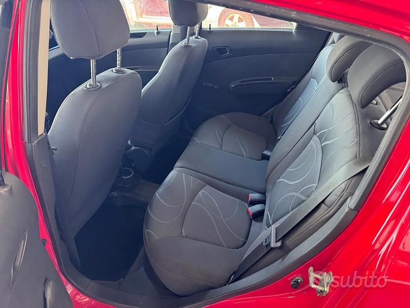 Usata Chevrolet Spark LS 65 CV (47 kW) 2012 Rosso Utilitaria