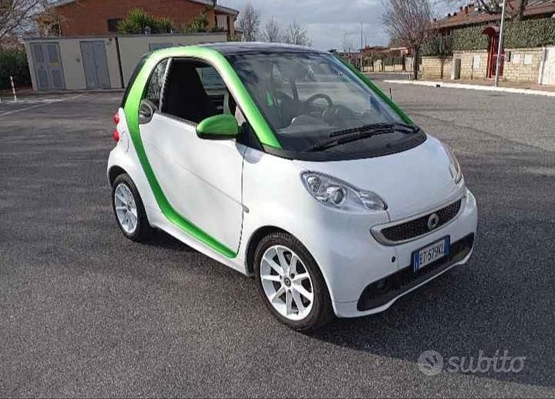 Usata Smart ForTwo Coupé 35 kW (48 CV) 2014 Bianco Coupé