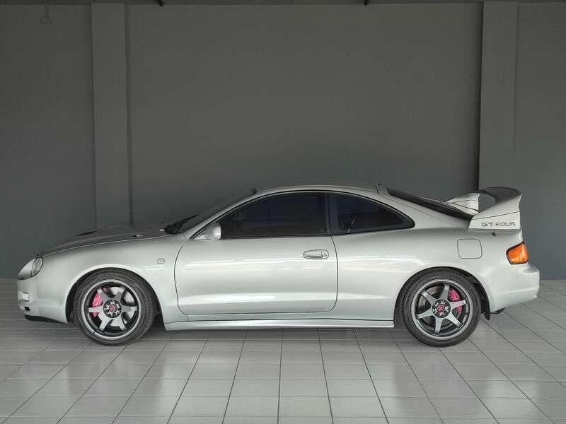 Usata Toyota Celica GT 242 CV (177 kW) 1994 Argento Coupé