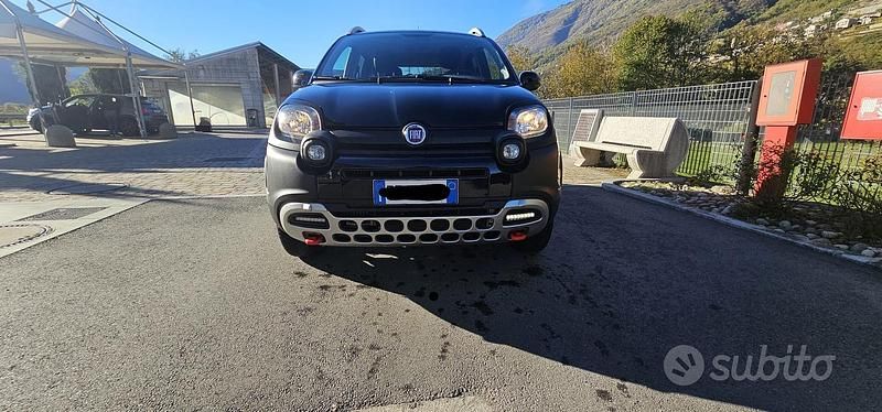 Usata Fiat Panda 4x4 85 CV (62 kW) 2019 Nero Utilitaria