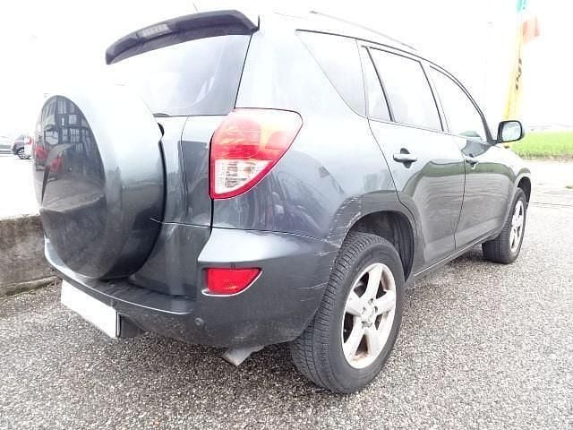 Usata Toyota RAV4 177 CV (130 kW) 2006 Grigio SUV