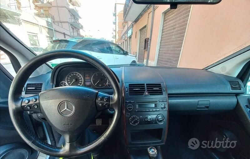Usata Mercedes A200 102 CV (75 kW) 2008 Grigio Berlina