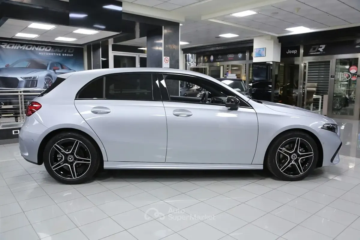 Nuova Mercedes A200 Advanced 150 CV (110 kW) 2026 Argento hightech Berlina