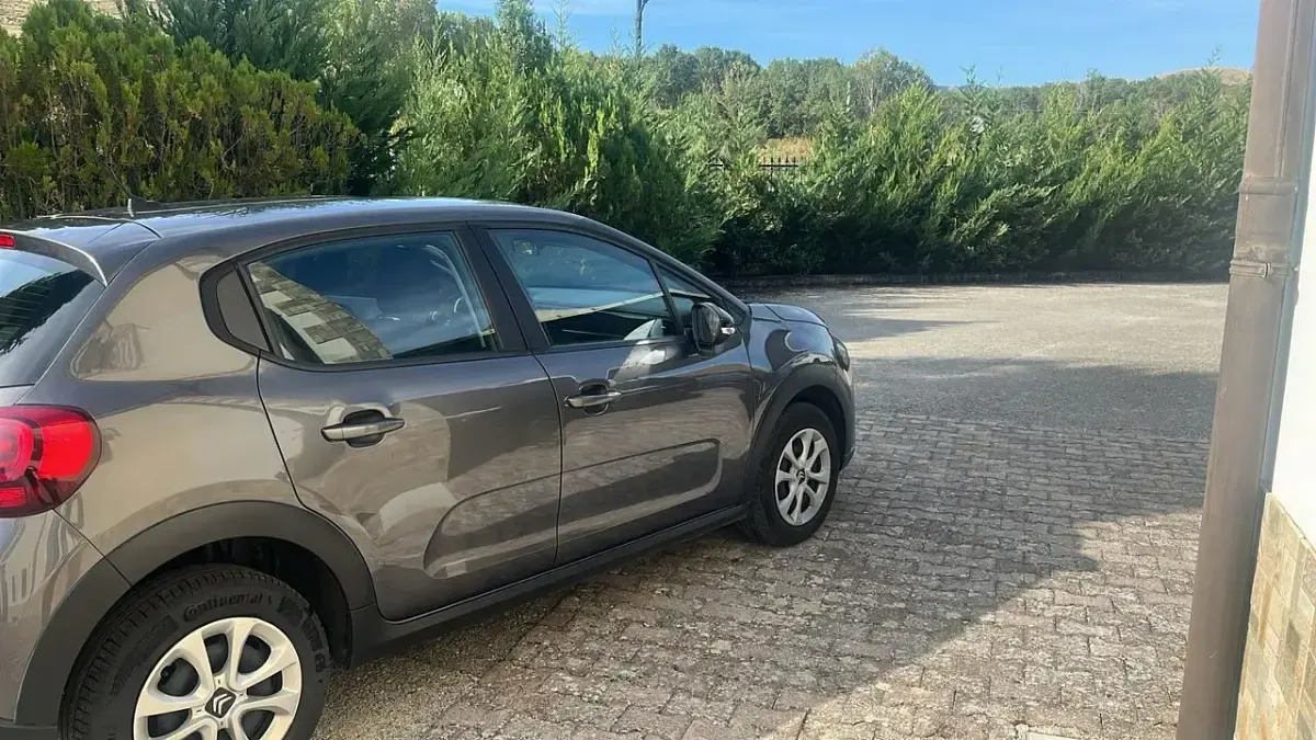 Usata Citroën C3 Feel 102 CV (75 kW) 2021 Grigio Utilitaria