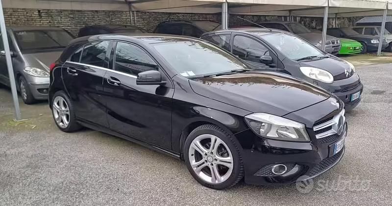 Usata Mercedes A160 89 CV (65 kW) 2014 Nero Berlina
