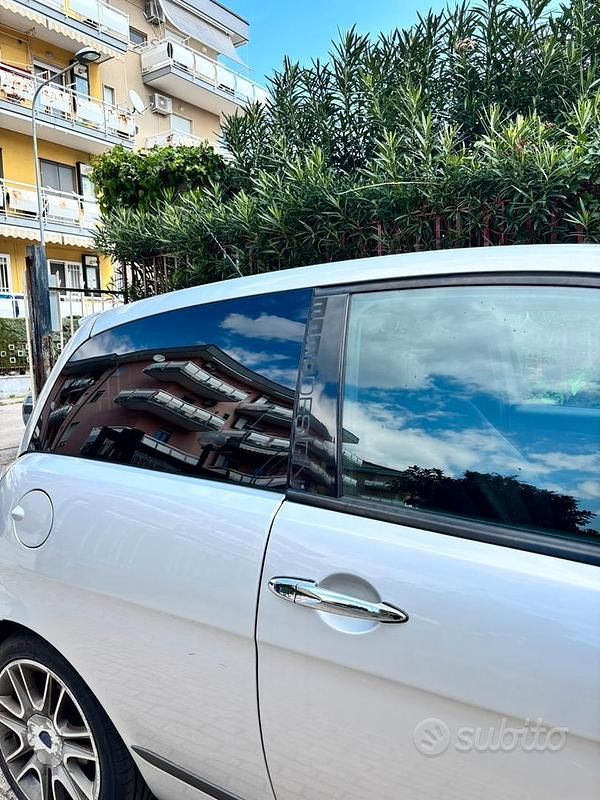 Usata Lancia Ypsilon 2008 Grigio Utilitaria