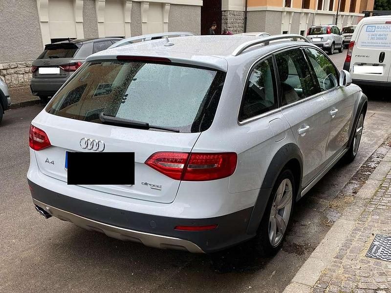 Usata Audi A4 Allroad Business 190 CV (139 kW) 2014 Bianco Station wagon