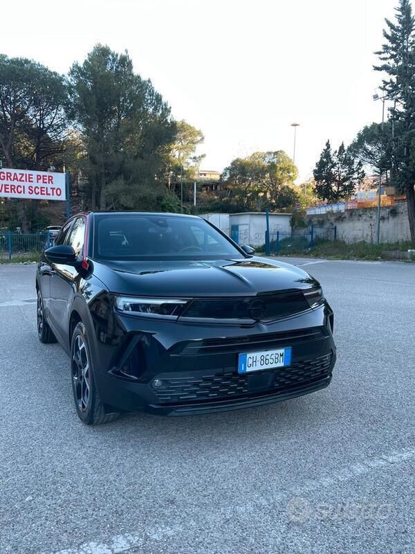 Nero Usata 2022 Opel Mokka GS Line SUV | 19.000 € (Buon prezzo) - Immagine 1/4