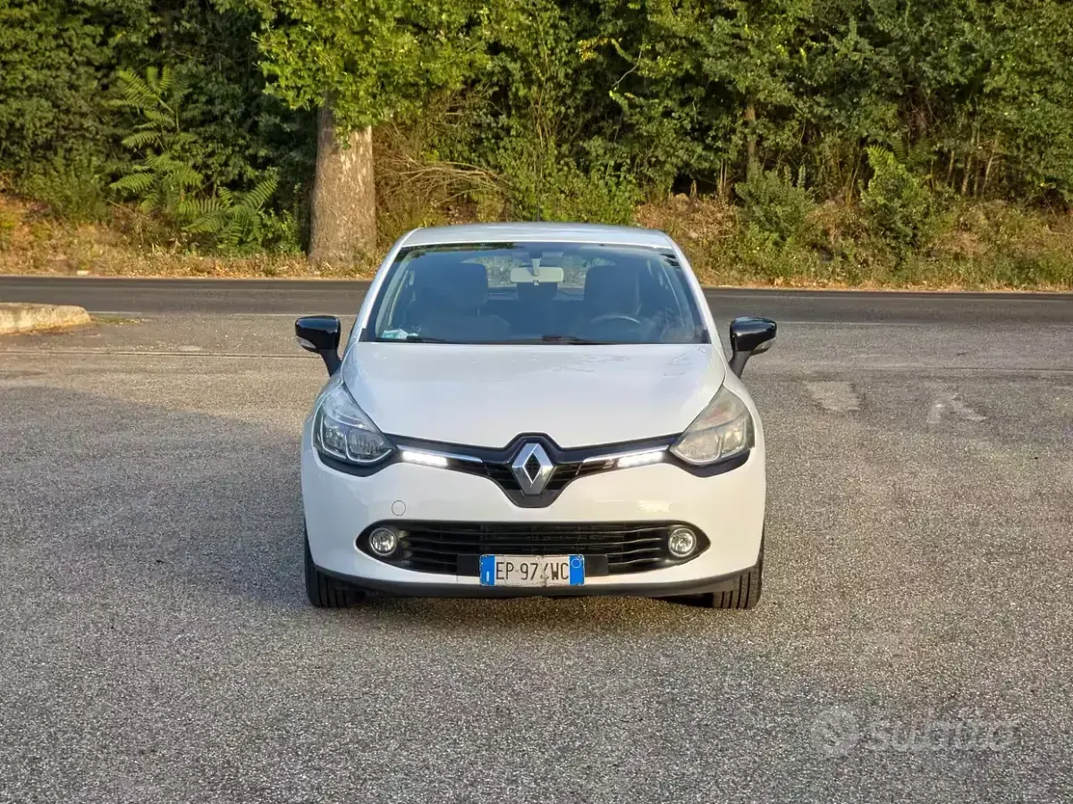 Usata Renault Clio IV 73 CV (53 kW) 2013 Bianco Berlina
