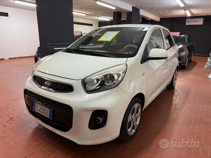 Bianco Usata 2016 Kia Picanto Due volumi | 6500 € (Ottimo prezzo) - Immagine 1/4
