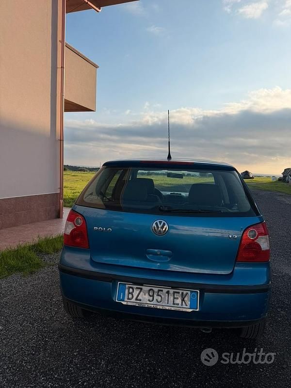 Usata VW Polo 2002 Blu Berlina