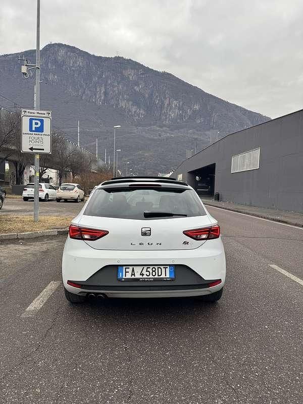 Usata Seat Leon Business 150 CV (110 kW) 2015 Berlina