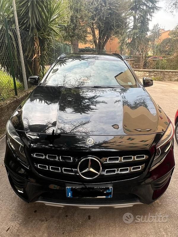 Usata Mercedes GLA200 Executive 136 CV (100 kW) 2019 Nero SUV