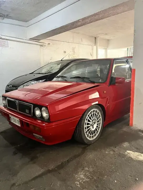Usata Lancia Delta 196 CV (144 kW) 1990 Rosso Utilitaria