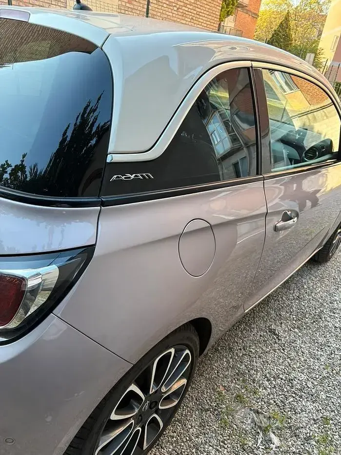 Usata Opel Adam 87 CV (63 kW) 2014 Utilitaria