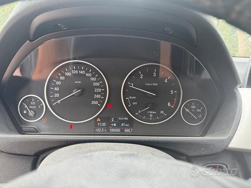 Usata 2015 BMW 320 Sport Line Station wagon | 14.000 € (Molto cara) - Immagine 1/4