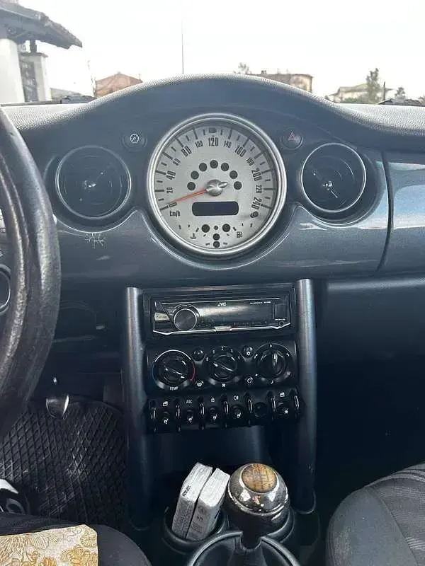 Usata Mini One D 75 CV (55 kW) 2004 Grigio Utilitaria