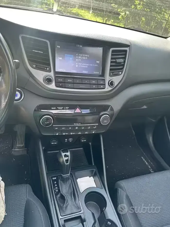 Usata Hyundai Tucson 136 CV (100 kW) 2016 Grigio SUV