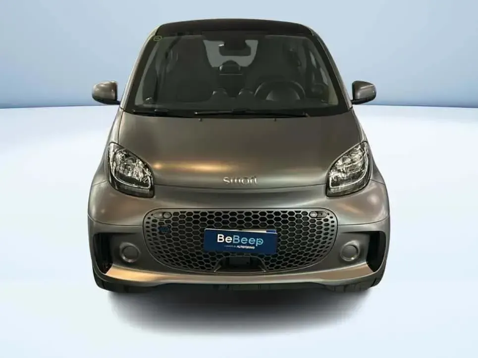 Usata Smart ForTwo Electric Drive Passion 41 kW (56 CV) 2023 Grigio Coupé